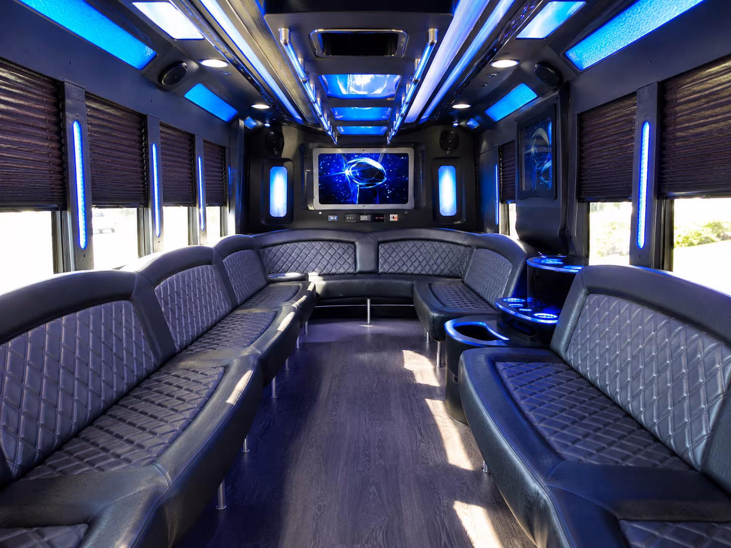 altamonte springs 28 passenger party bus inside