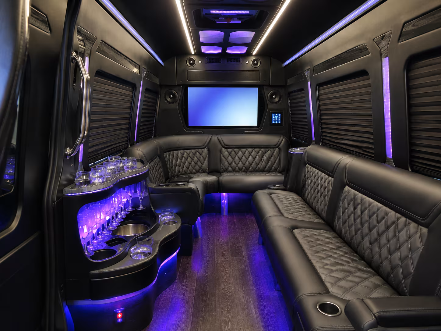 altamontespringscharterbuscompany com makes it easy to reduce parking pressure at your altamonte springs office
