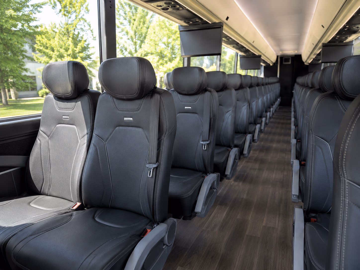 clermont private bus rentals for clermont concerts and festivals