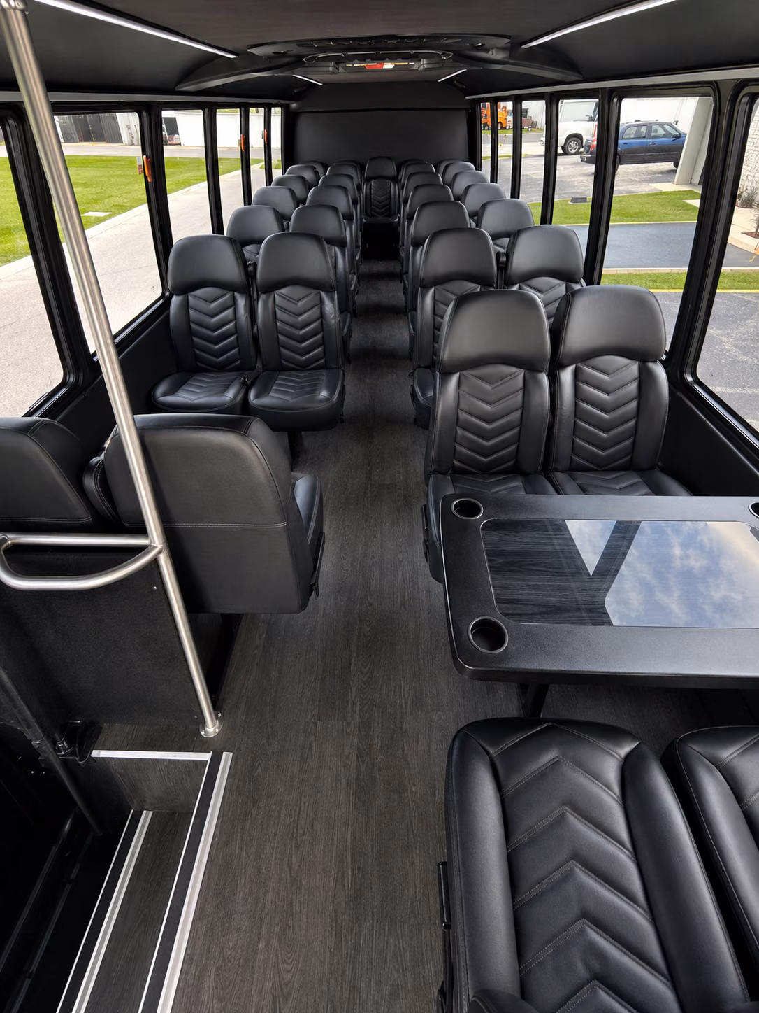 ocoee polished and efficient corporate charter bus rentals