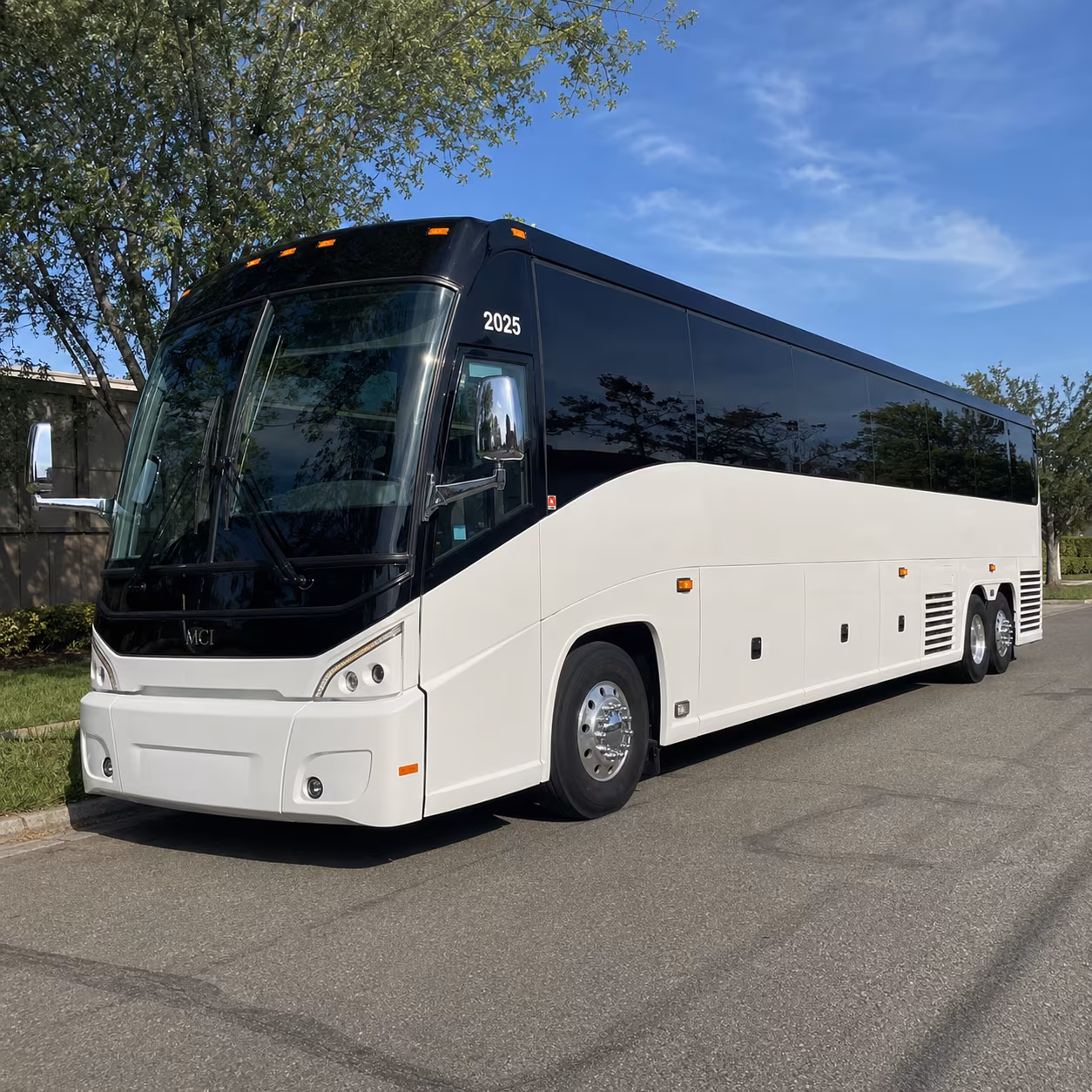 orlando make your group trip comfortable with an orlando long distance charter bus rental